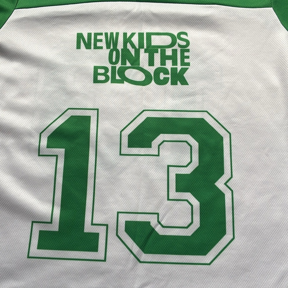 New Kids On The Block NKOTB Women’s Green & White Jersey Tour Tee Size Small - Picture 3 of 11